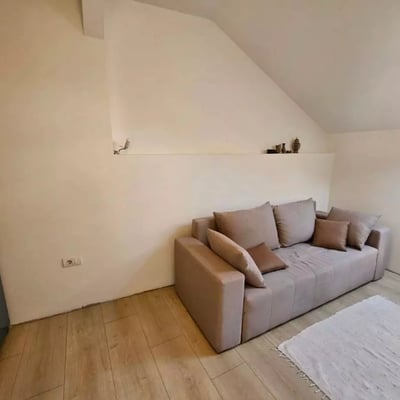Long-term rental of a spacious 3-bedroom duplex apartment in the center of Belgrade