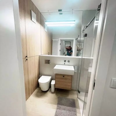 Long-term rental of a two-room apartment with a balcony at Browary Warszawskie, Wola, Warsaw