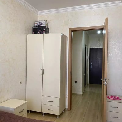 Long-term rental of a 2+1 apartment in Batumi on Kobaladze St. 8A