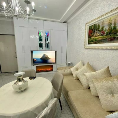 Apartamento de un dormitorio en alquiler a largo plazo en Batumi, calle Pirosmani