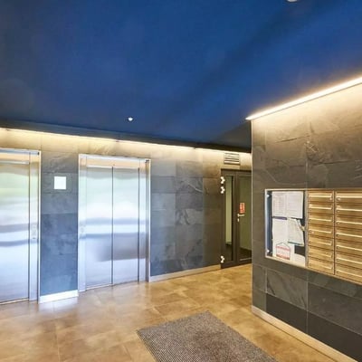 Long-term rental spacious 3-room apartment with balcony in Wola, Warsaw