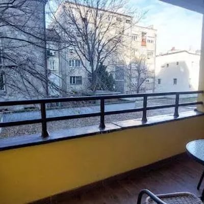 Long-term rental of a four-room apartment in the city center, Belgrade