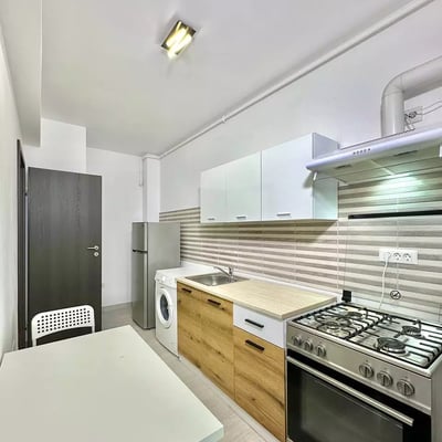 Долгосрочная аренда: однокомнатная квартира в ЖК "Militari Residence", Бухарест, 40 м²