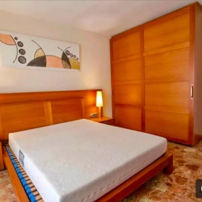 Long-term rental: 3-bedroom apartment, 122 m², Alicante, parking included