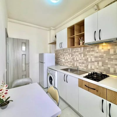 Long-term rental, Bucharest, Sector 6: one-room apartment in a new building