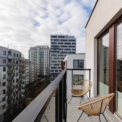 Long-term rental, Warsaw, Siedmiogrodzka St., Wola district: 3-room apartment with a balcony