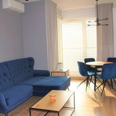 Long-term rental, Warsaw, Siedmiogrodzka St., Wola district: 2-room apartment with a balcony