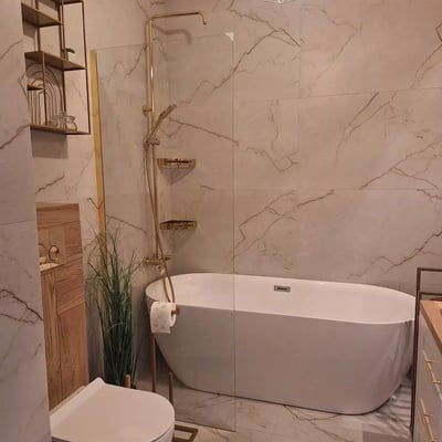 Alquiler a largo plazo, Varsovia, distrito Bielany: apartamento de 2 habitaciones con balcón