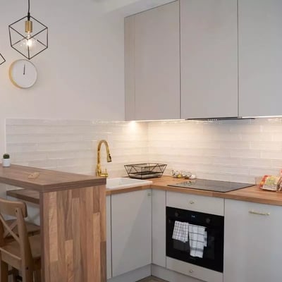 Long-term rental, Warsaw, Wola: 1-room apartment with a balcony