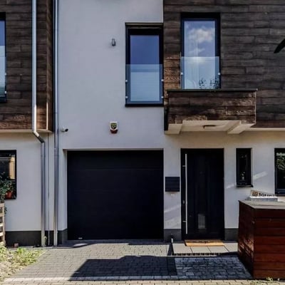 Долгосрочная аренда, Варшава, Вавер: дом 147 м² с гаражом и террасой