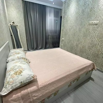 Long-term rental, Batumi: 1+1 apartment, 52 m²