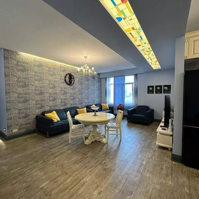 Long-term rental, Batumi: 2+1 apartment, 85 m²