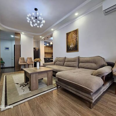 Alquiler a largo plazo, Batumi: apartamento 2+1, 70 m²