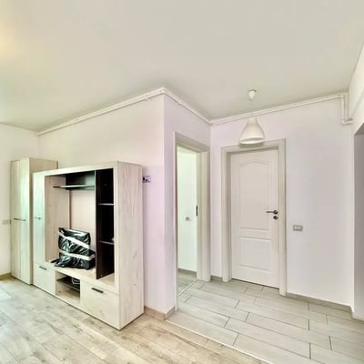 Long-term rental: one-bedroom apartment with studio kitchen, 5th floor, Militari Residence, Bucharest