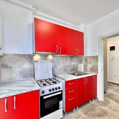 Long-term rental: one-bedroom apartment with balcony, 1st floor, Dudu, Bucharest