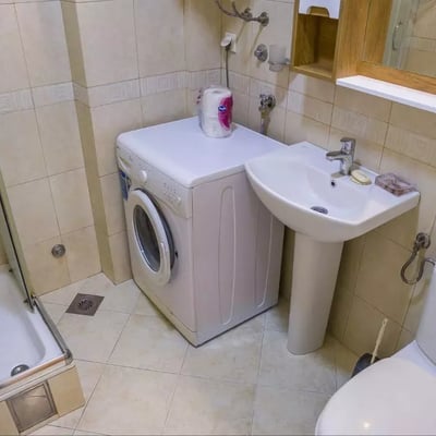 Long-term rental of a studio in Belgrade near Slavia Square