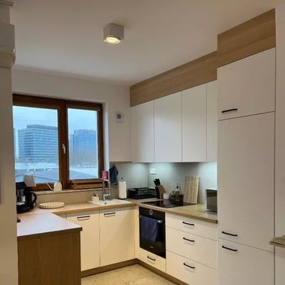 Long-term rental of a 3-rooms apartment in Warsaw, Wola district, ul. Karolkowa