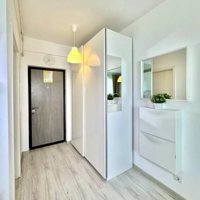 Long-term rental of a studio with a balcony in Bucharest, "Militari Residence" complex, Weiner Palada 49 Street