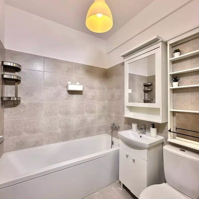 Long-term rental of a studio with a balcony in Bucharest, "Militari Residence" complex, Weiner Palada 49 Street