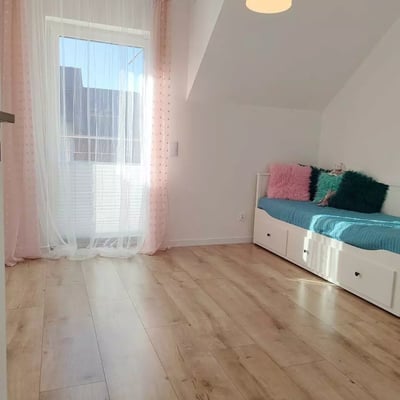 Long-term rental of a 4-rooms house in Kraków, Swoszowice district