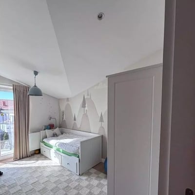 Long-term rental of a 4-rooms apartment in Warsaw, Ursynów district