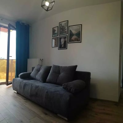 Alquiler a largo plazo de apartamento en Cracovia, distrito Czyżyny, calle Galicyjska