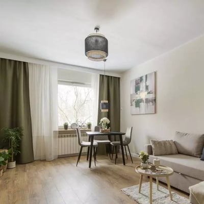 Alquiler a largo plazo de apartamento de 2 habitaciones en Varsovia, distrito Wola, calle Monte Cassino