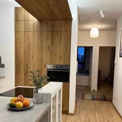 Long-term rental of a 3-rooms apartment 54 m2 in Warsaw, Wola district