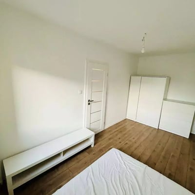 Long-term rental of a 3-rooms apartment in Wrocław, Nowy Dwór district, Poland