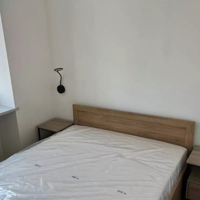 Long-term rental of a 2-room apartment in Kraków, Stare Miasto district, Poland