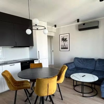 Long-term rental of a 4-rooms apartment in Kraków, Podgórze Duchackie district, Poland