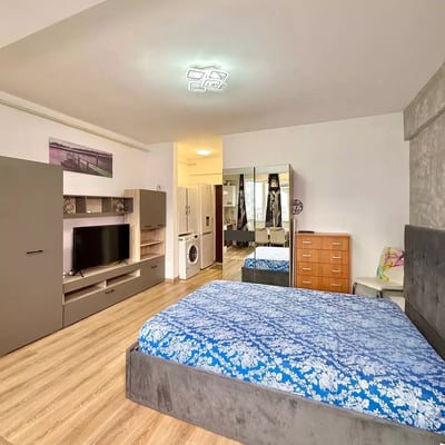 Alquiler a largo plazo de estudio de 1 habitación en Bucarest, complejo "Militari Residence", Rumanía