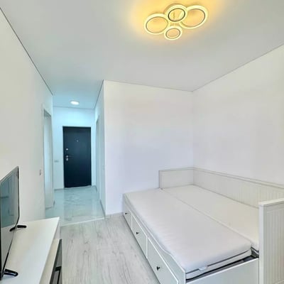 Long-term rental of a one-bedroom apartment in Bucharest, "Militari Residence" complex, Romania