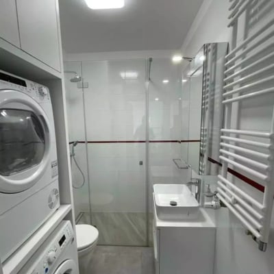 Alquiler a largo plazo de apartamento de 2 habitaciones en Varsovia, distrito Wola, Polonia