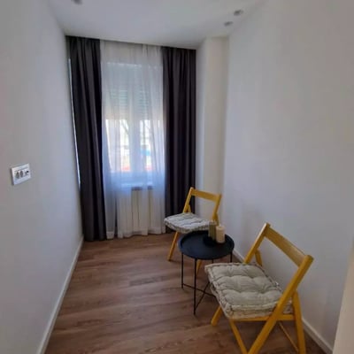 Long-term rental of a 3-room apartment in Senjak district, Belgrade, Serbia