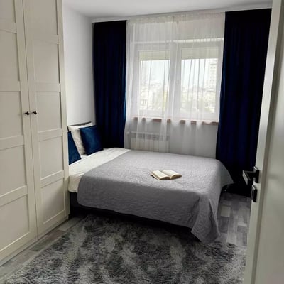 Long-term rental 42 m² apartment with 2 rooms and a balcony in Żoliborz, Warsaw