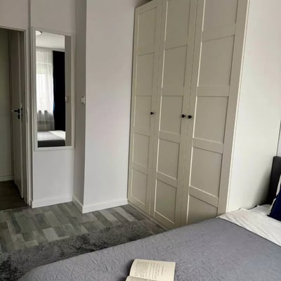 Long-term rental 42 m² apartment with 2 rooms and a balcony in Żoliborz, Warsaw