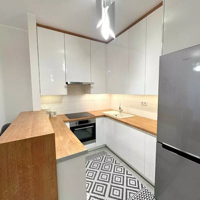 Long-term rental 51 m² apartment with 3 rooms, a balcony, and parking in Bemowo, Warsaw