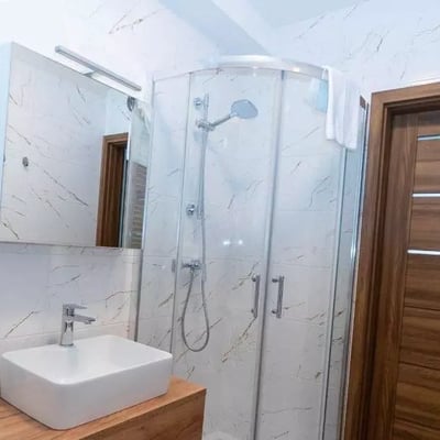 Long-term rental 21 m² high-standard apartment with 1 room and a courtyard in Prądnik Czerwony, Kraków