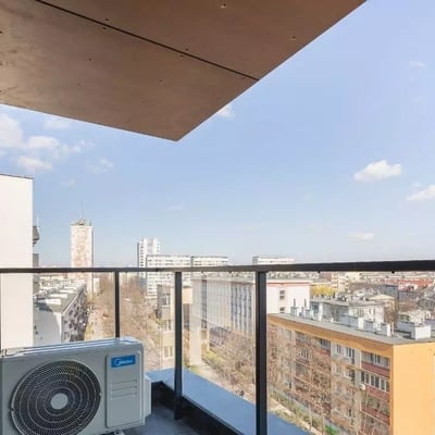 Long-term rental 31 m² high-standard apartment with 1 room, a balcony, and parking option in Prądnik Biały, Kraków