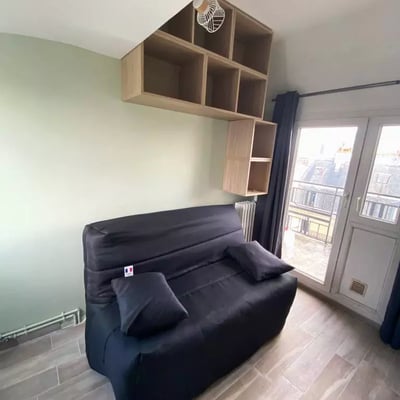 Long-term rental studio with balcony (8.2 m²) on Boulevard Exelmans, 75016 Paris, France