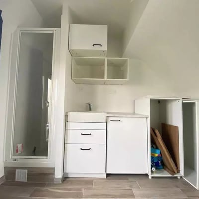 Long-term rental studio with balcony (8.2 m²) on Boulevard Exelmans, 75016 Paris, France