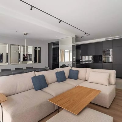 Spacious designer apartment for long-term rent with Sagrada Familia view in Barcelona