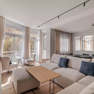 Spacious designer apartment for long-term rent with Sagrada Familia view in Barcelona