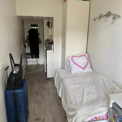 Long-term rental, studio with balcony, Montmorency Boulevard, Paris