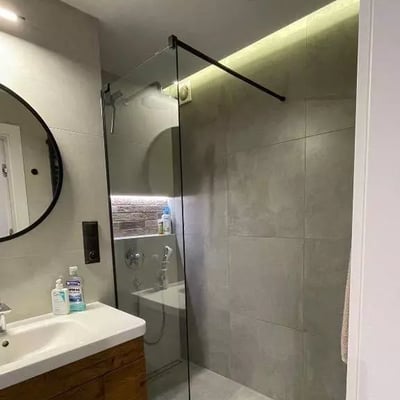 Long-term rental cozy apartment in a well-connected area, Kraków, Poland