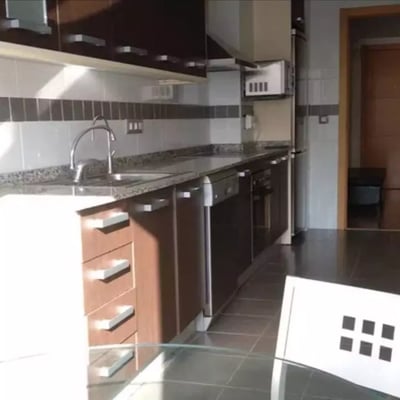 Long-term rental, spacious apartment in a gated community, Alicante, Spain