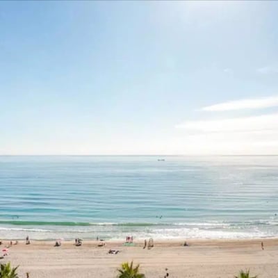 Long-term rental, beachfront apartment with sea view, El Campello, Spain