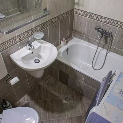 Long-term rental 2-room apartment in the center of Vračar, Serbia