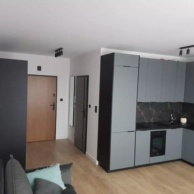 Long-term rental cozy studio with parking in Podgórze, Kraków